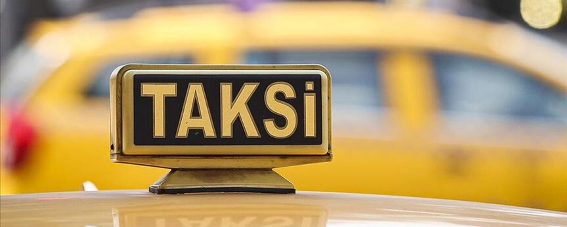 Taksi - Sputnik Türkiye, 1920, 18.04.2025