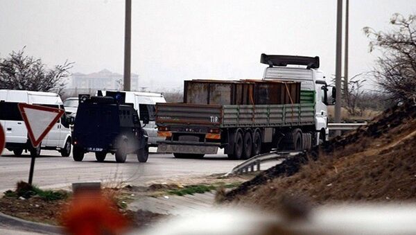 Adana'da durdurulan MİT tırları - Sputnik Türkiye